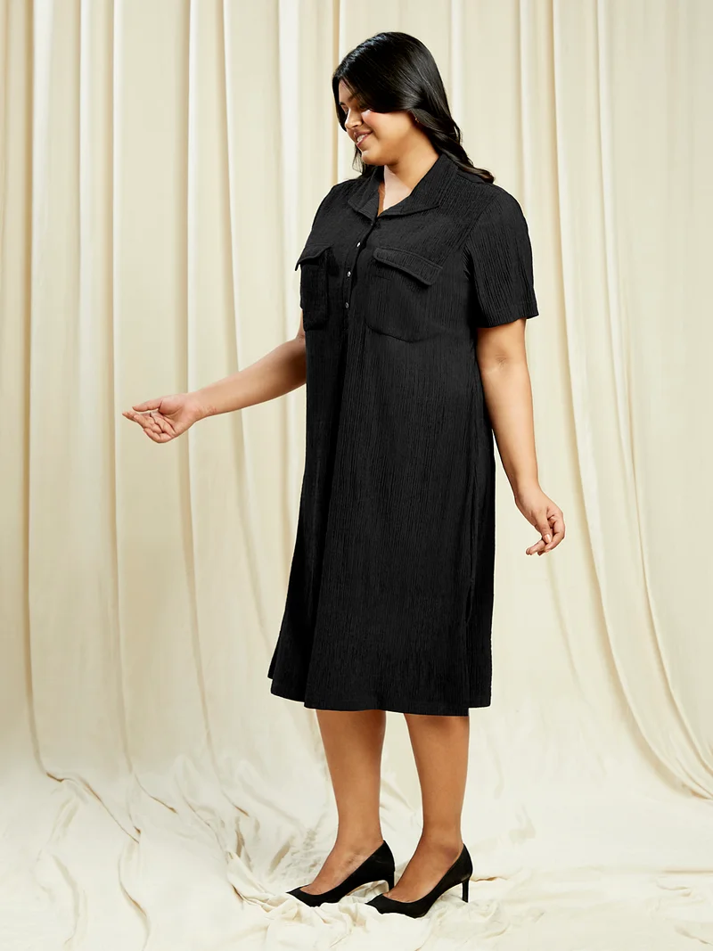 globus Gloplus Women Black Shirt Collar Self Design Pocket Detail Side Slits Plus Size Midi Sheath Dress
