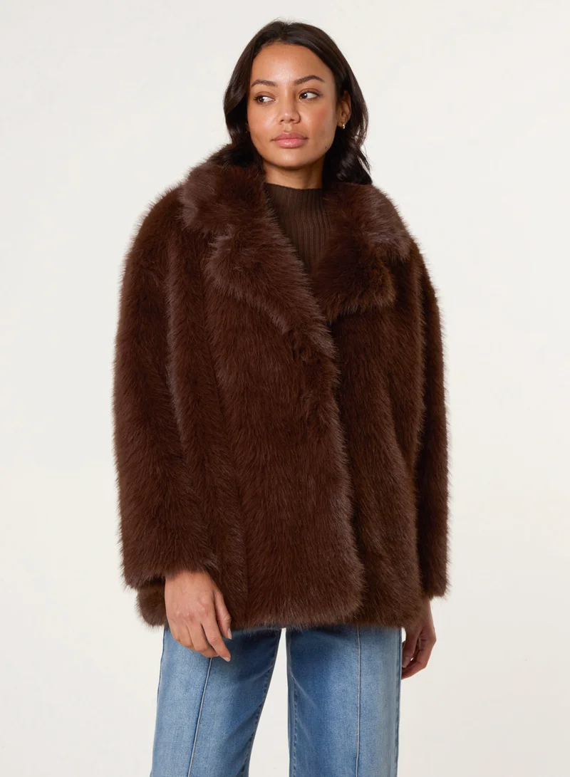 بلو فانيلا Short Faux Fur Coat