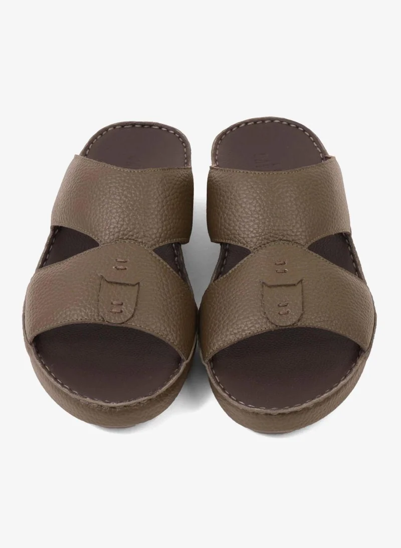 UOMO Cavalier  UOMO CAVALIER ELITE TRADITIONAL LEATHER ARABIC SANDALS OLIVE for Men | Best Price UAE