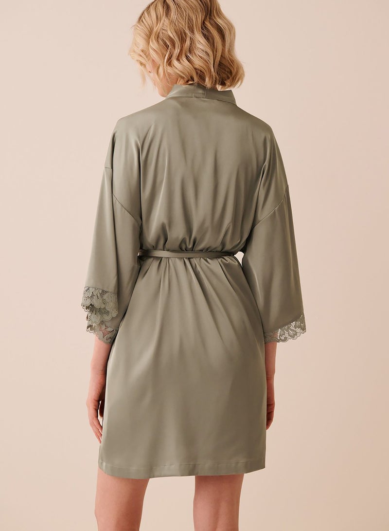 La Vie en Rose Lace Trim Satin Kimono - Image 2