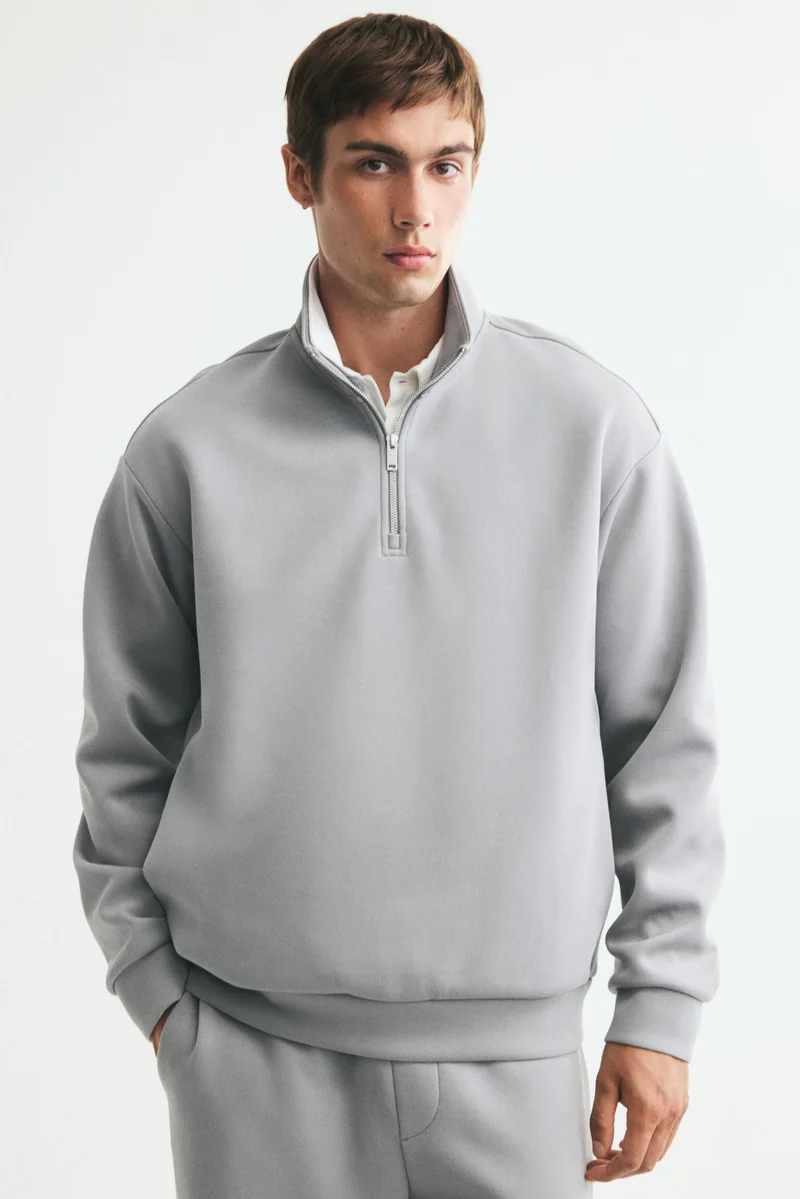 Relaxed Fit Zip-top sweatshirt