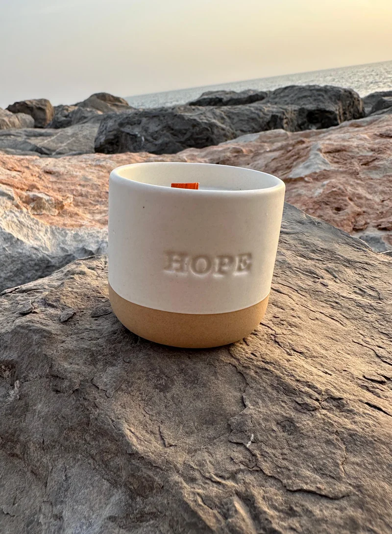 Tohfa Luxe Tohfa Luxe Hope Handmade Ceramic Candle – Single Scented Soy Wax Candle with Wooden Wick, Reusable Ceramic Vessel (English & Arabic “Hope”) – 175 ml