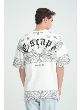 Four Man Oversize Bandana Patterned T-Shirt - Combination of Elegance and Comfort  - Image 2