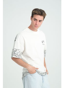 Four Man Oversize Bandana Patterned T-Shirt - Combination of Elegance and Comfort  - Image 4