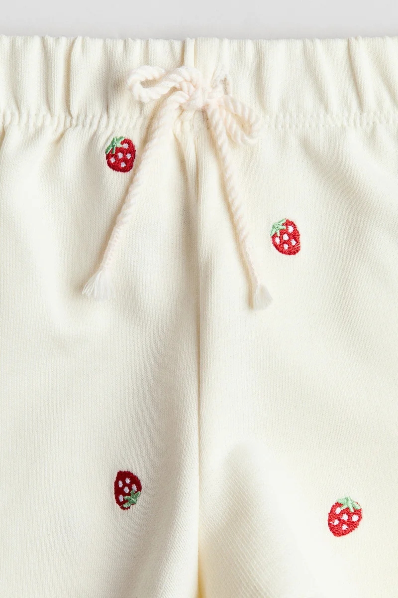 H&M Embroidered sweatshorts