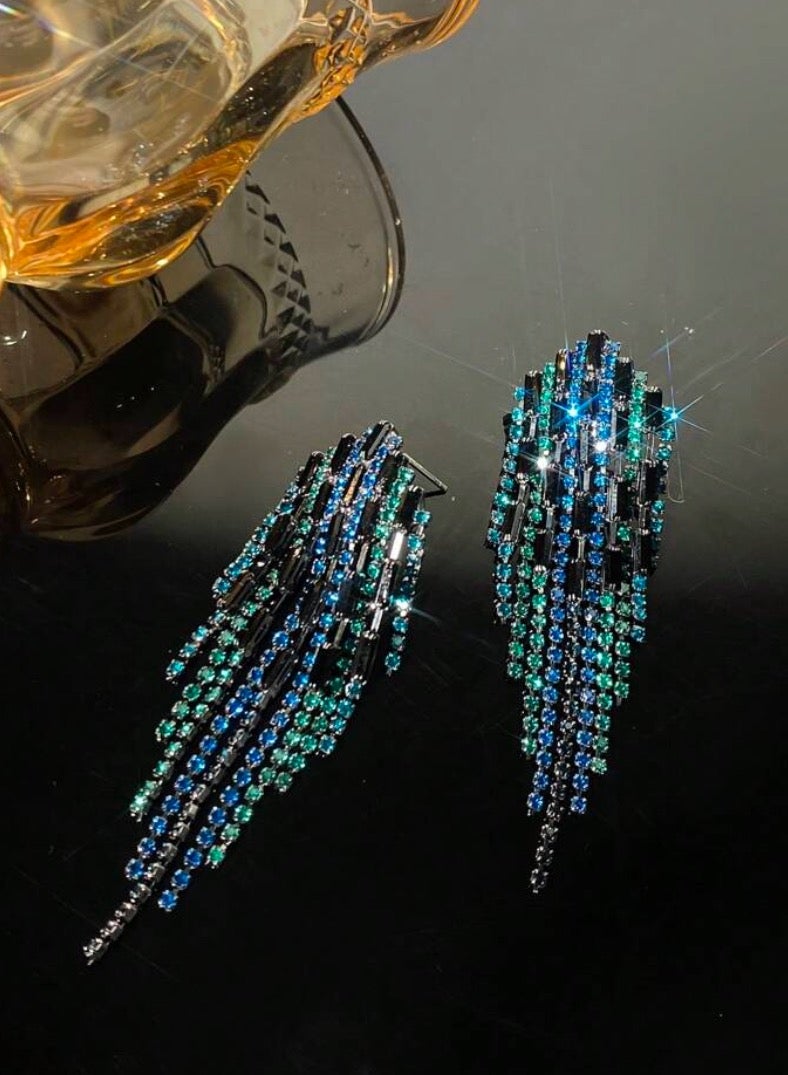 إيكوال حلق أذن نسائي طويل انيق وعصري مرصع بالزركون - Image 2