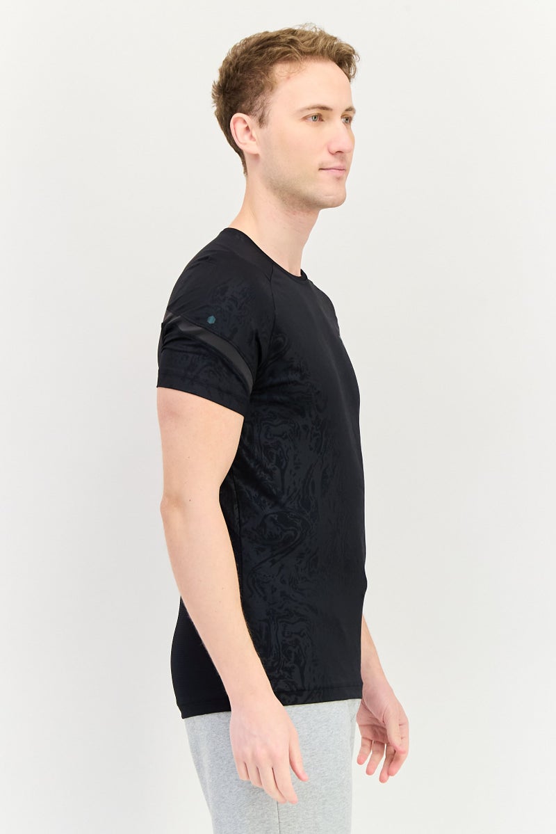 UNDER ARMOUR Men Sportswear Fit Short Sleeve Training T-Shirt, Black - Image 4