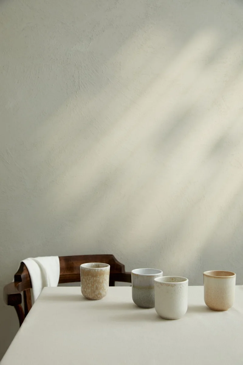 H&M 4-pack stoneware mugs