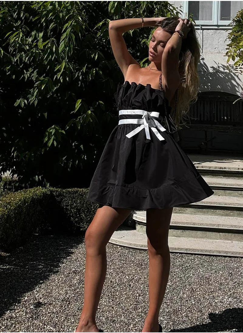 Collective The Label Frill Detailed Knoted Dress
