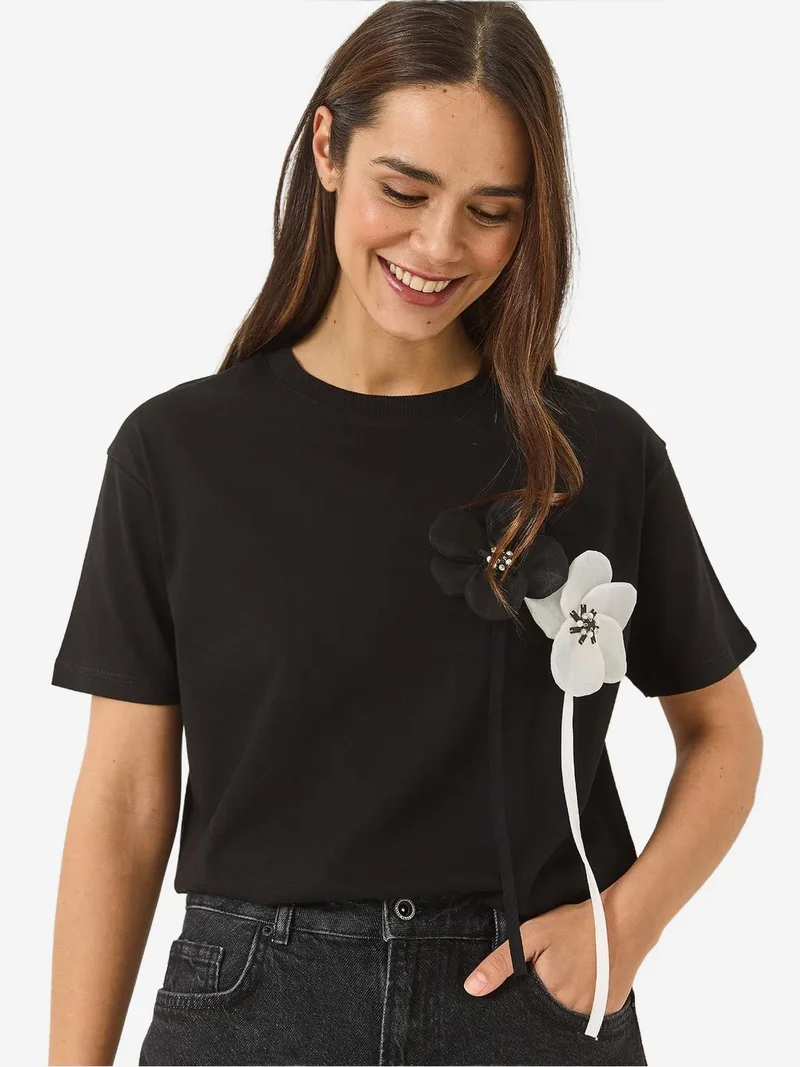 Bianco Lucci Black LUCCI Flowering Print Short Sleeve T-Shirt for Women | Best Price UAE
