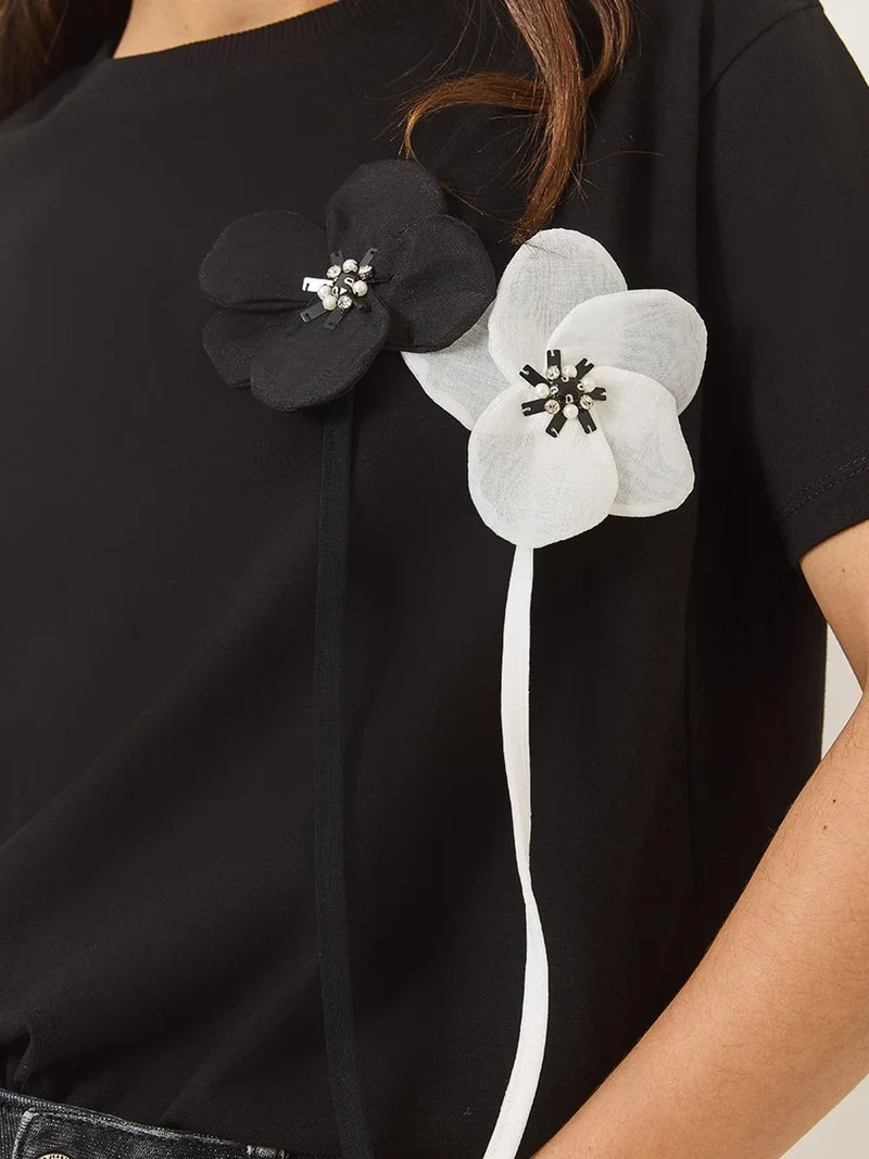 Bianco Lucci Black LUCCI Flowering Print Short Sleeve T-Shirt for Women | Best Price UAE