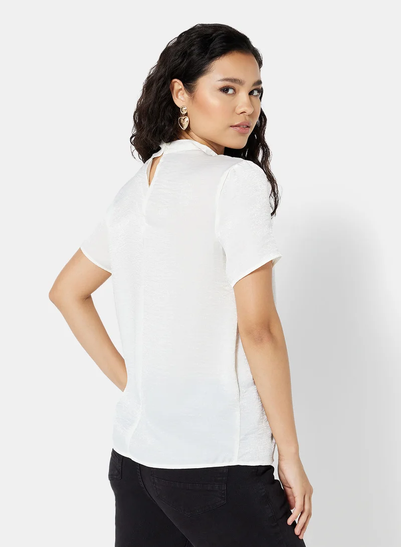 FOREVER 21 Choker Neck Satin Blouse