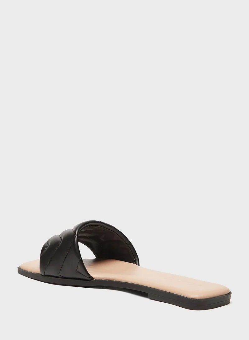 سيليست One Strap Flat Sandals