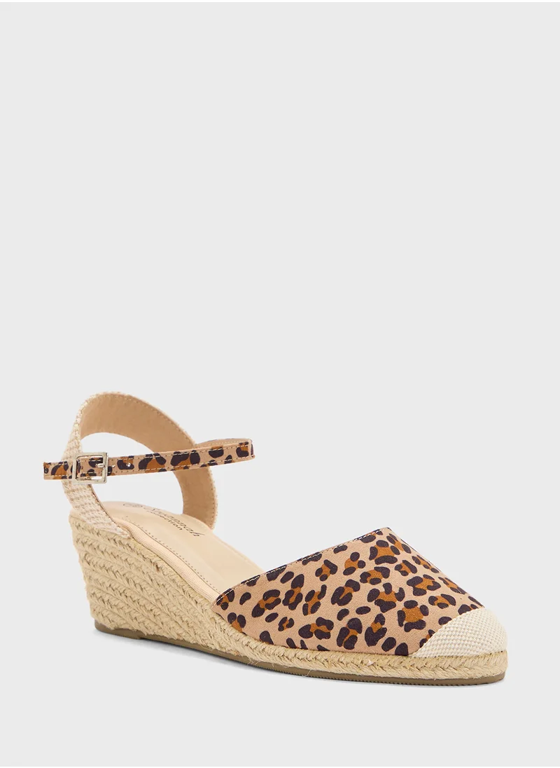ايلا Mid Heel Classic Espradille Wedge