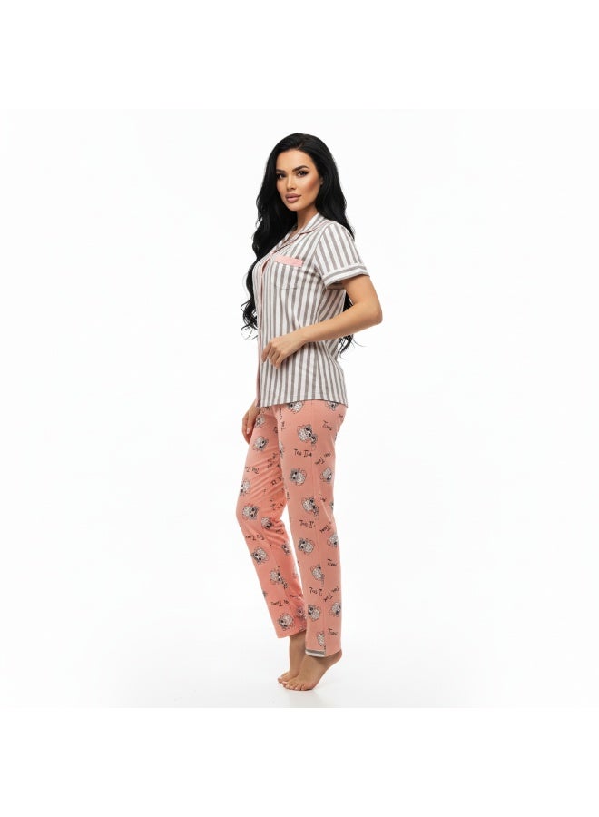 جوانا طقم بيجاما نسائي بتصميم خطوط رمادي فاتح، قميص بأزرار قصيرة مع جيب وبنطال طويل بلون ك coral peach - Image 5