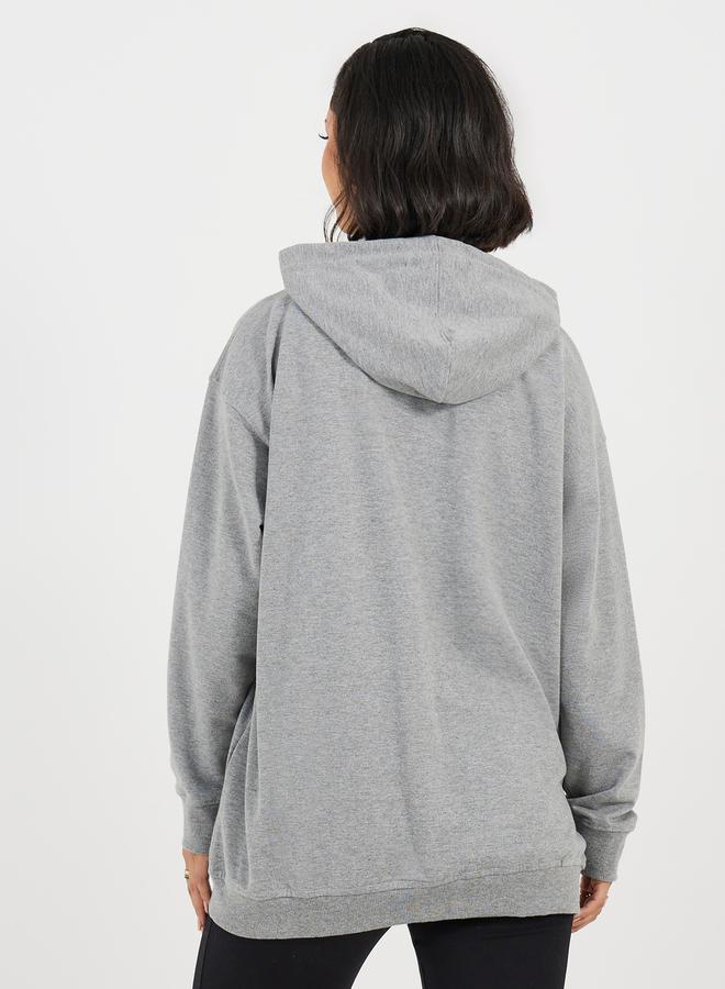 Styli Oversized Longline Zip Through Slogan Hoodie - Image 4