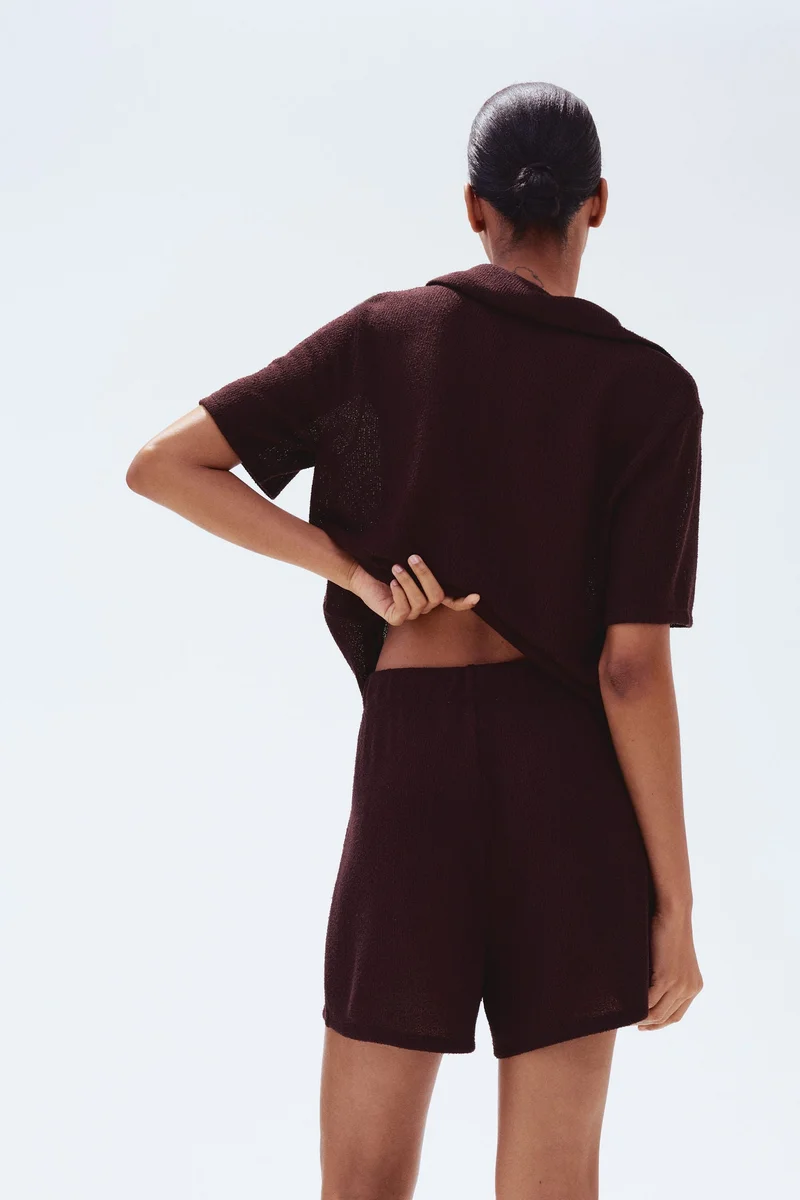 اتش اند ام شورت محبوك