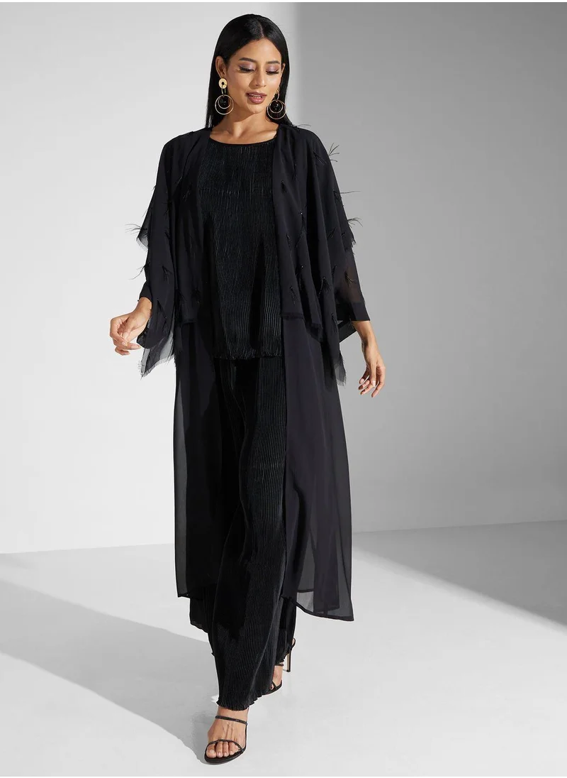 SINOIR Feather Detail Flared Sleeve Abaya