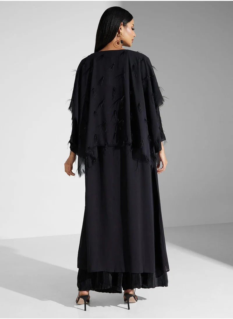 SINOIR Feather Detail Flared Sleeve Abaya