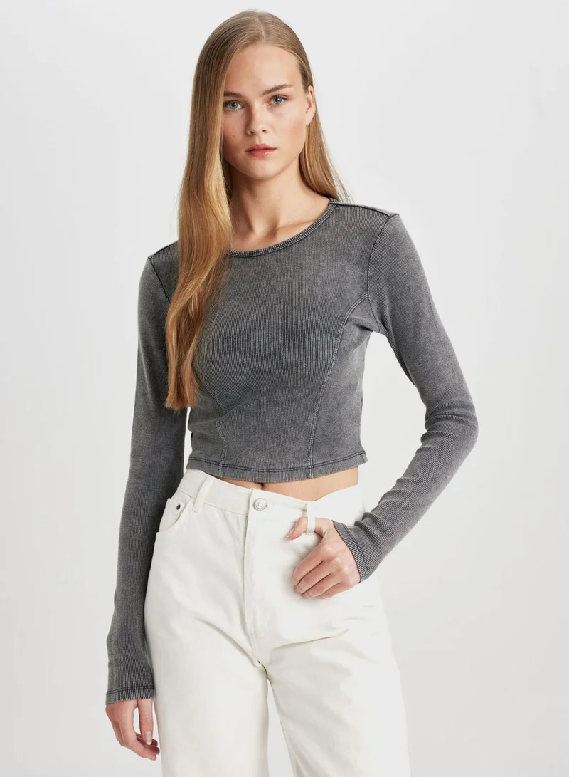 ديفاكتو Slim Fit Crew Neck Camisole Long Sleeve T-Shirt