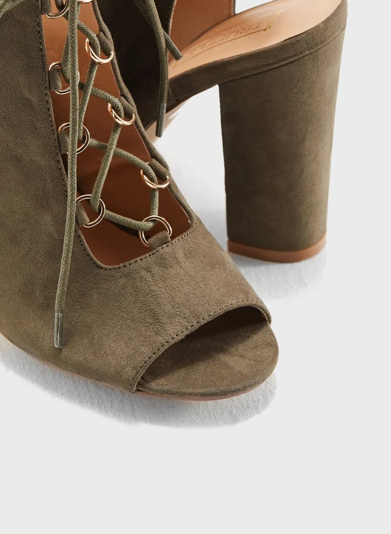 Truffle Vela Block Heel Sandal