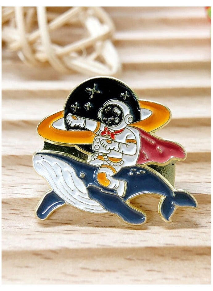 Distinctive and elegant unisex metal pin brooch with cartoon astronaut design suitable for bags and clothes - Image 1