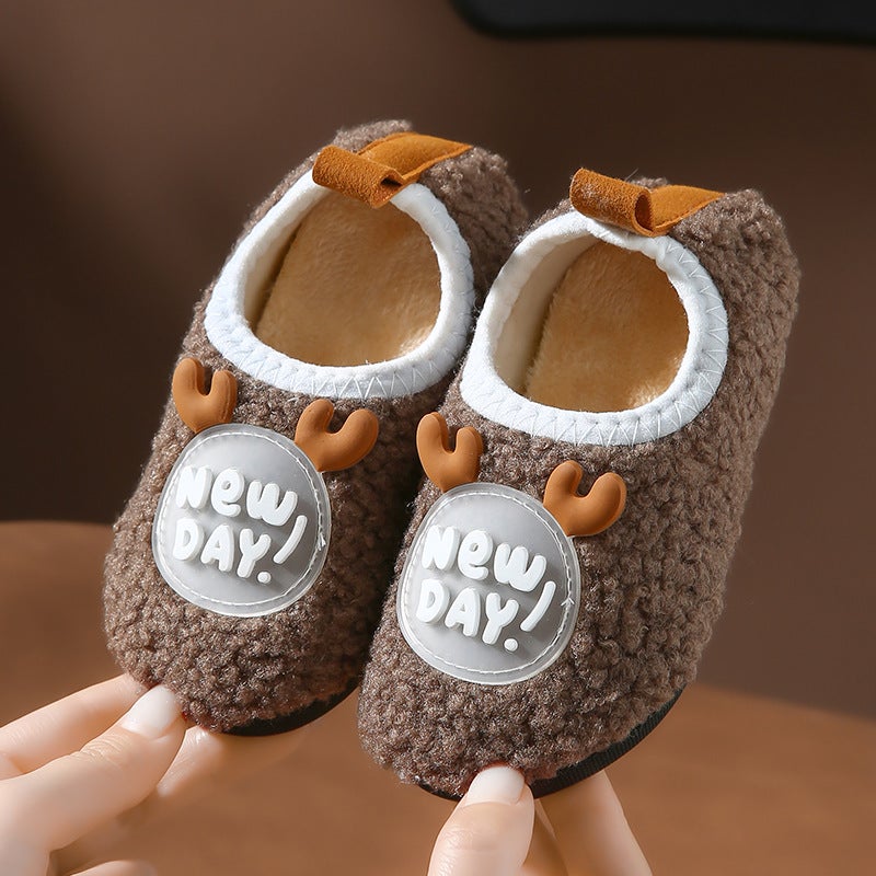 Children'S Fleece-Lined Super Cute Boys And Girls Cartoon Floor Non-Slip Soft Bottom Kindergarten Indoor And Outdoor Socks Shoes - Image 1