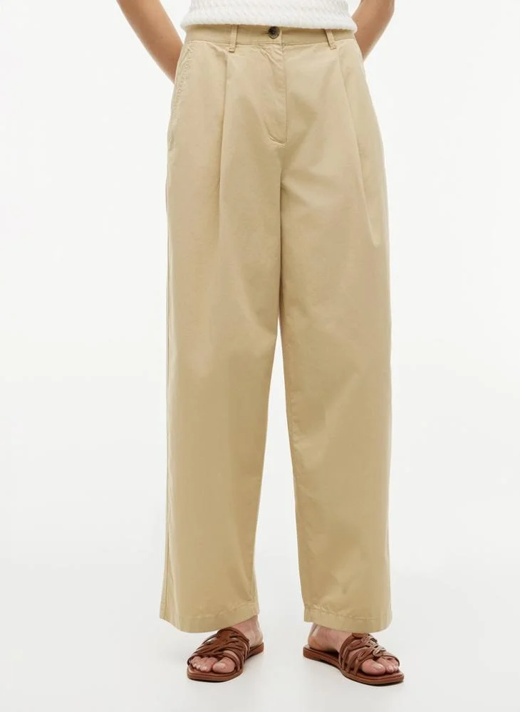 Tommy Hilfiger Washed Barrel Leg Chinos