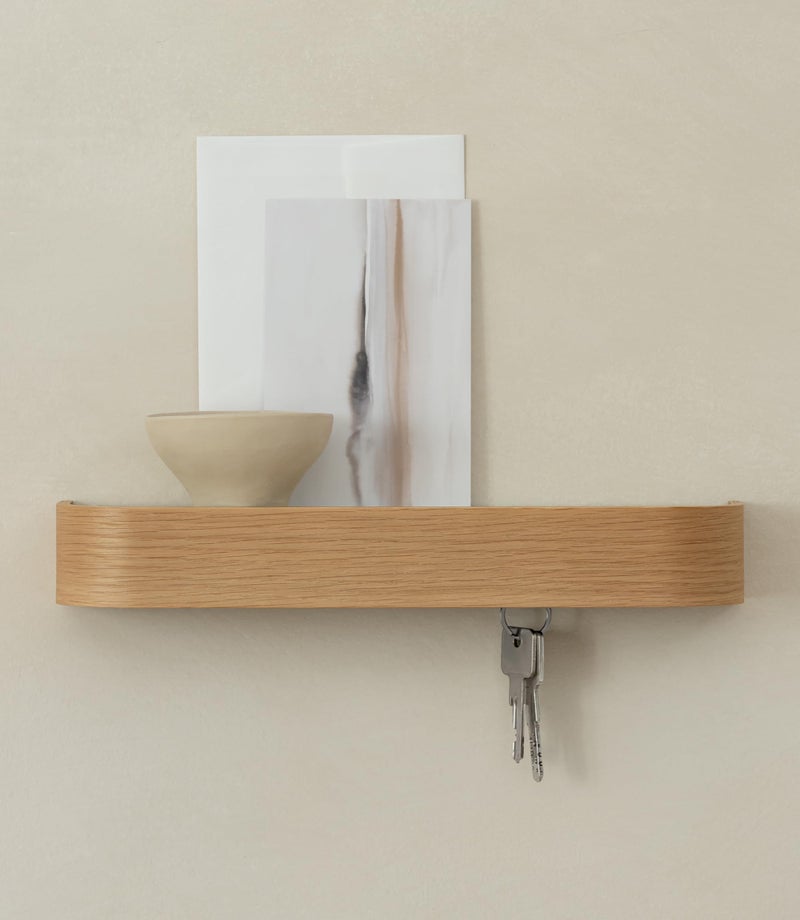 Kazai. Key Holder 'Toke' | Minimalist Key Hook Design from Berlin | Modern Key Holder Wall Mount with Wooden Shelf | Key Rack for Wall as Entryway Organizer | Oak - Image 1