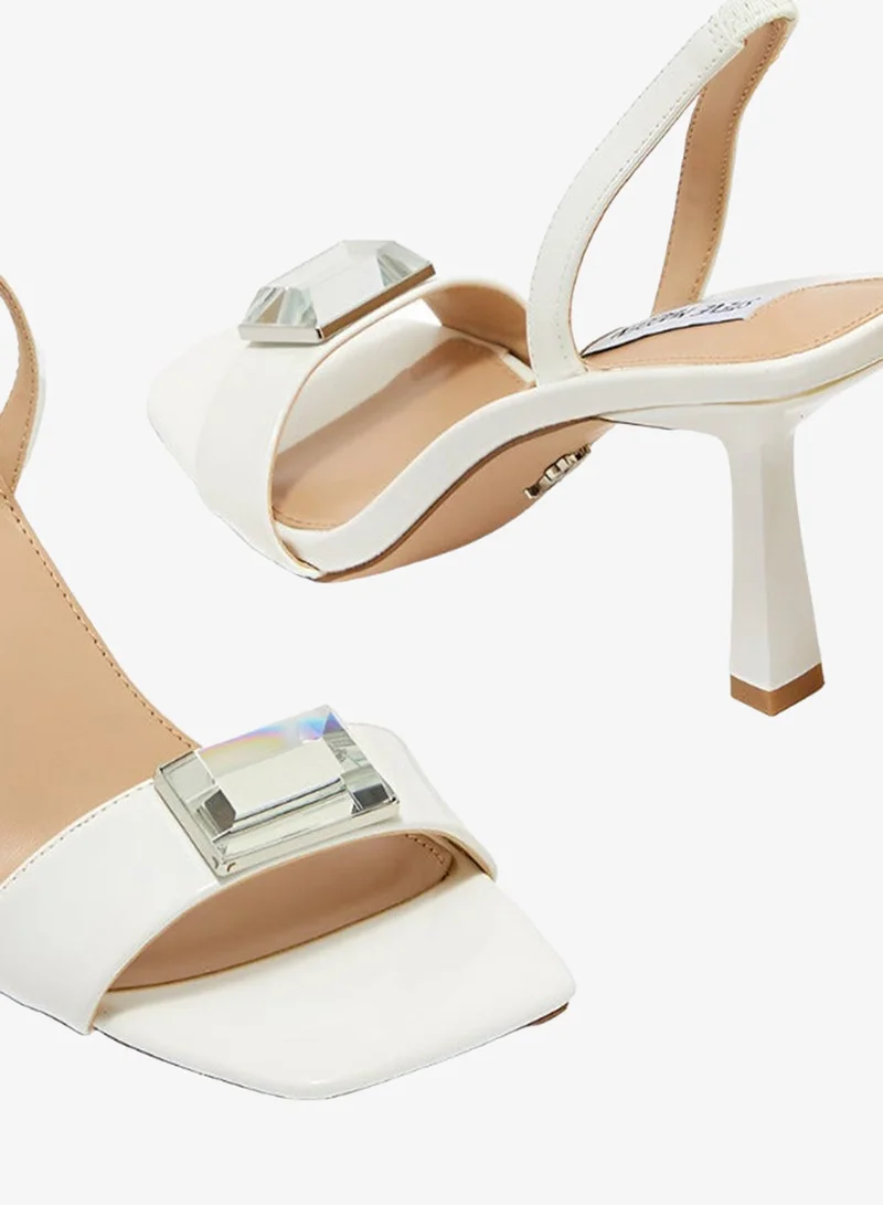STEVE MADDEN  Steve madden venues white women's sandals for Women | Best Price UAE