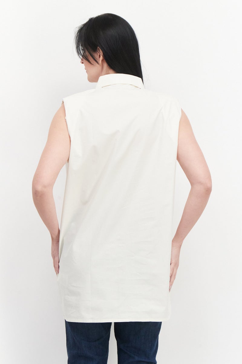 NOISY MAY Women Petite Spread Collar Sleeveless Solid Top, Beige - Image 4