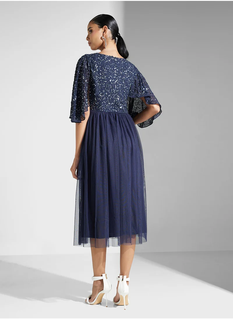 Amelia Rose Embellished V-Neck Mesh Detailed Dress