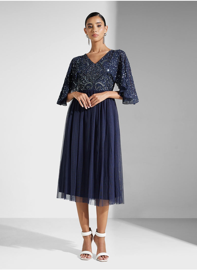 Amelia Rose Embellished V-Neck Mesh Detailed Dress  - Image 4