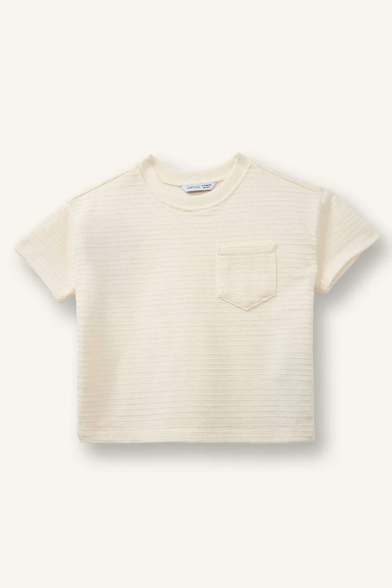 ديفاكتو Regular Fit Short Sleeve T-Shirt