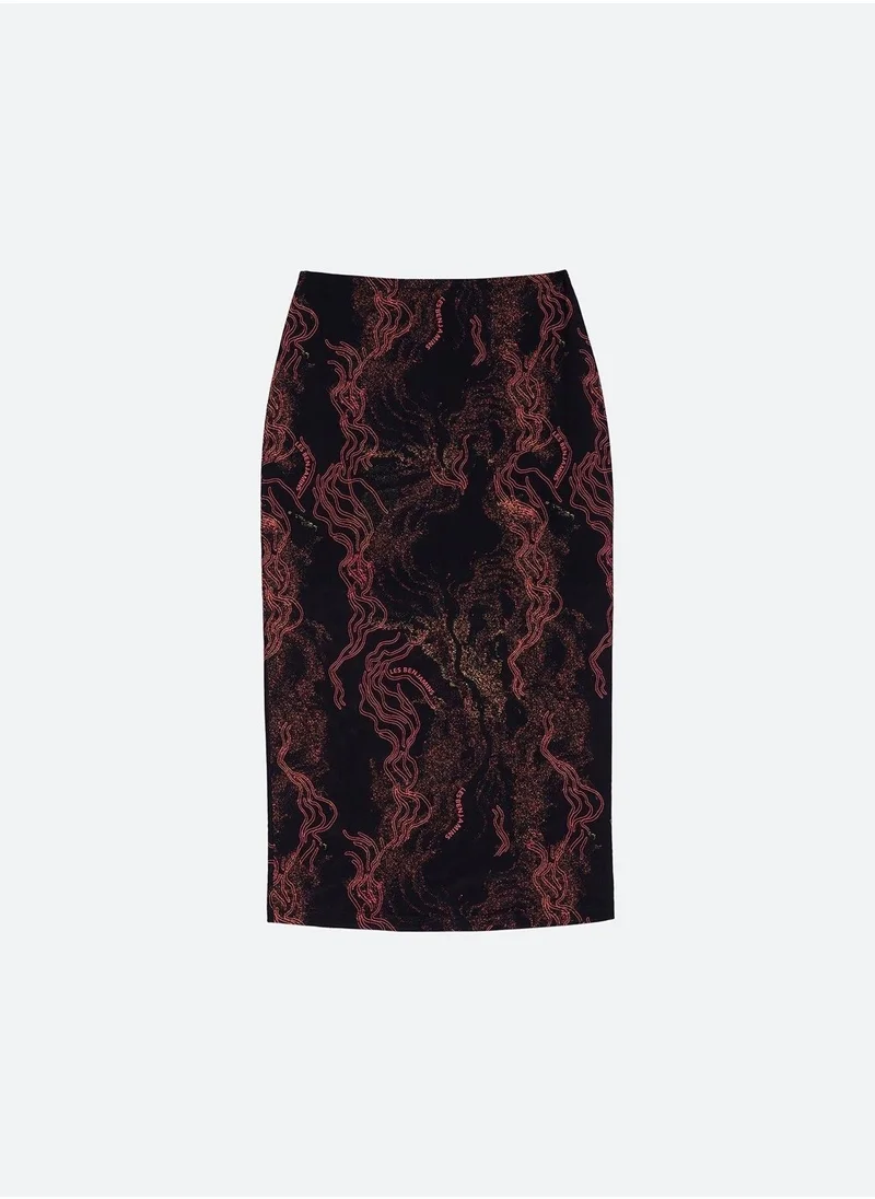 ليس بنجامنز SKIRT 001