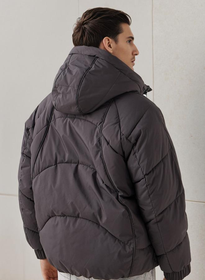 ايكونيك جاكيت رجالي مبطن بغطاء رأس بقصة عادية - Image 3