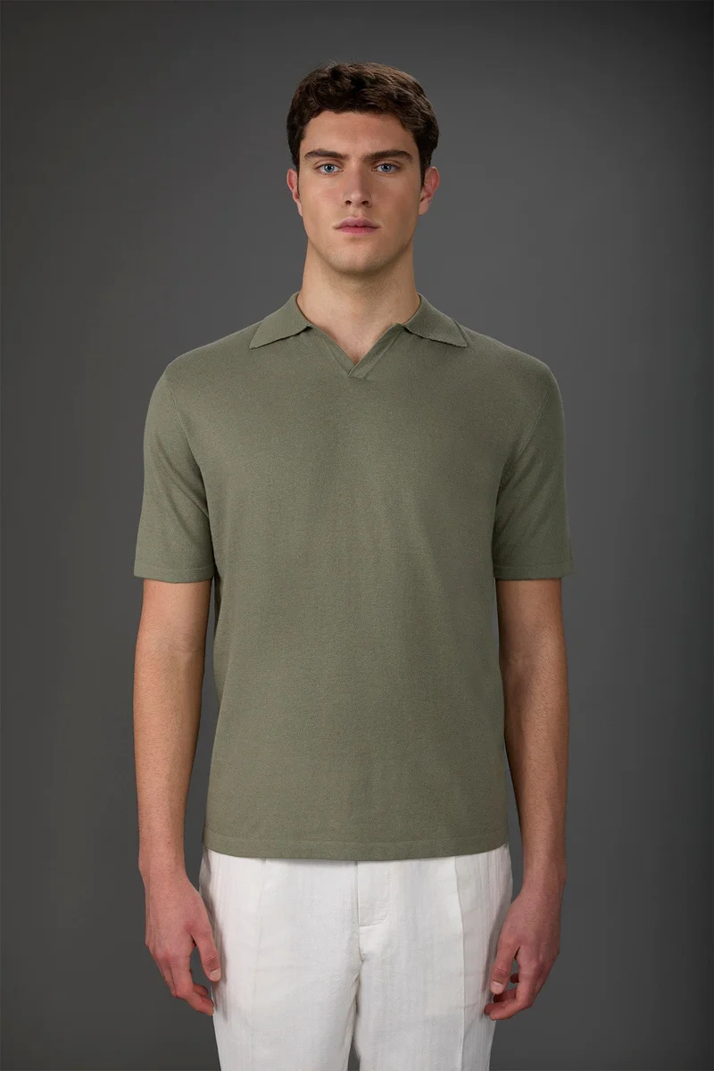 Doppelganger Green Men's 100% cotton crepe short-sleeved knitted polo shirt with derby collar - Sage Green for Men | Best Price UAE