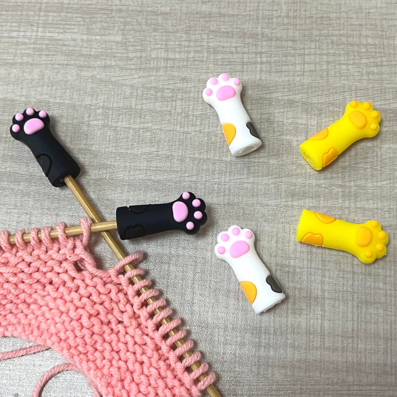 SPANSEE 6 PCS Stitch Stoppers for Small Knitting Needles, Knitting Accessories fit Sizes US 2.5-11 (3mm-8mm) Needles, Knitting Point Protectors, Knitting Needle Caps, Cat Paw Knitting Needle Stoppers - Image 2