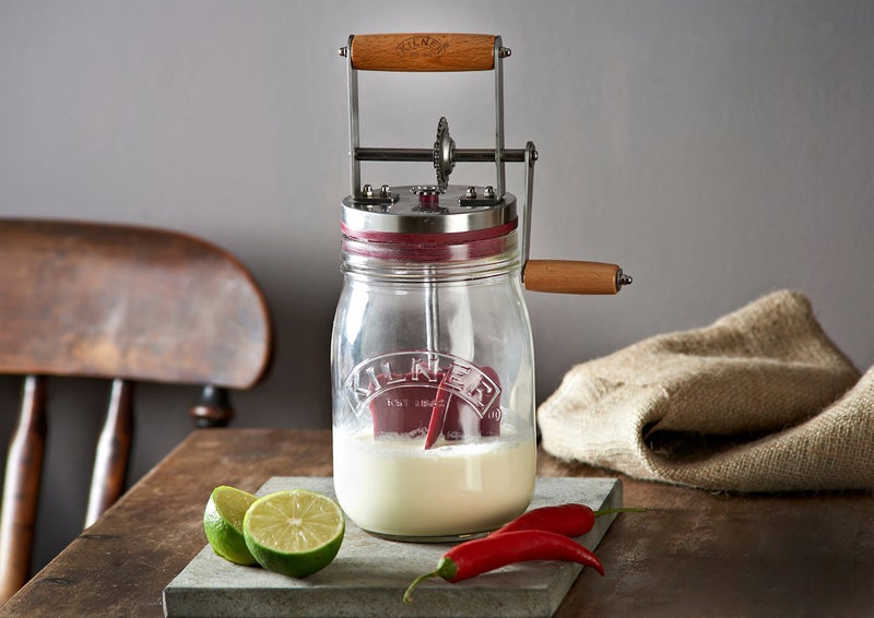 Kilner Premium 1L Airtight Glass Butter Churner for Home Made Butter Making, Whisker Jar for Beating, Blending, Whipping | Includes Hand Crank, Acacia Wood Handle & Stainless Steel Gear - Image 5