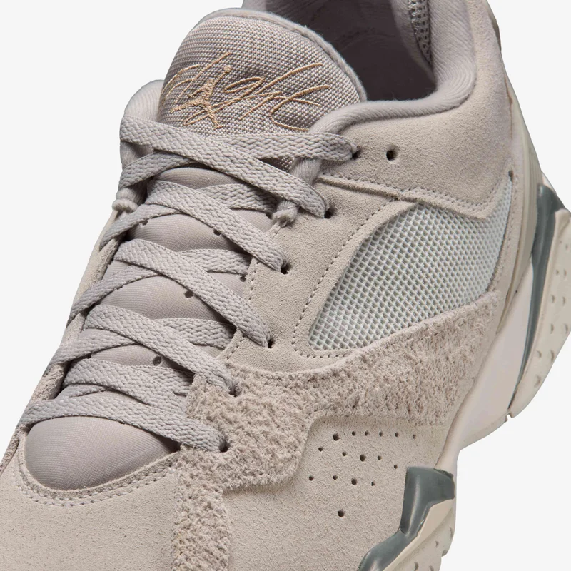 Jordan White Men's MVP 92 Shoes for Men | Best Price UAE