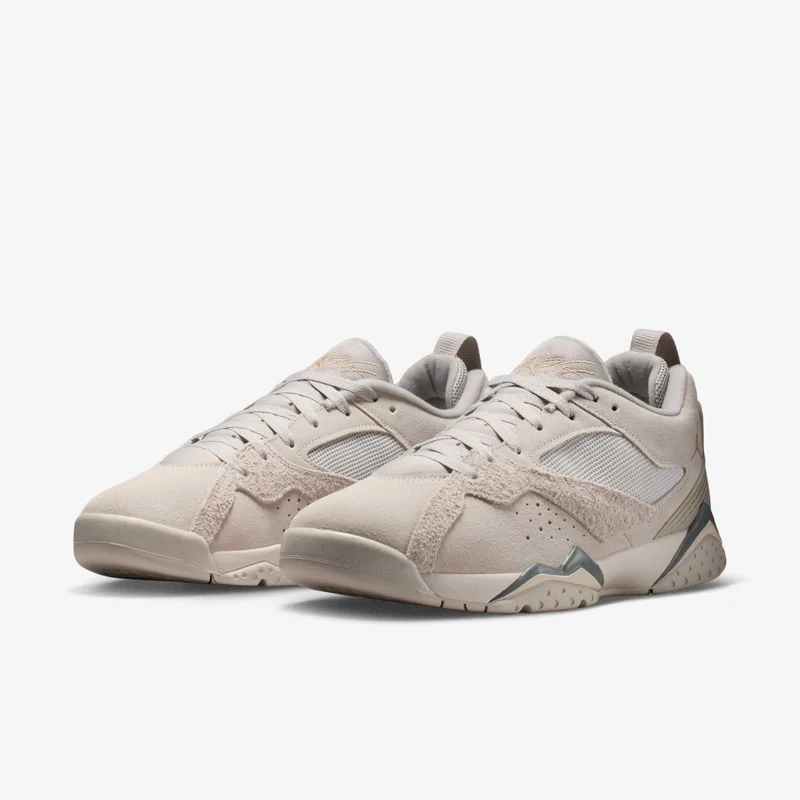 Jordan White Men's MVP 92 Shoes for Men | Best Price UAE