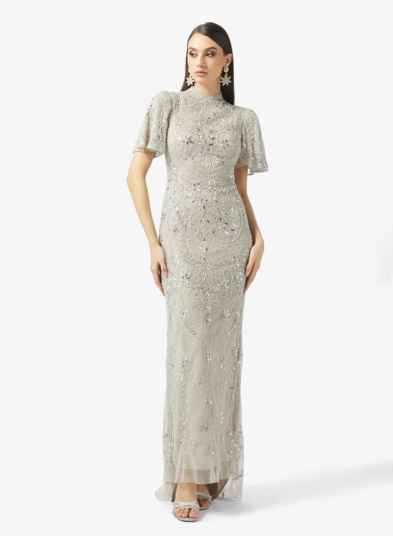 بيوت فستان ماكسي مزين بالترتر بياقة عالية - Image 1