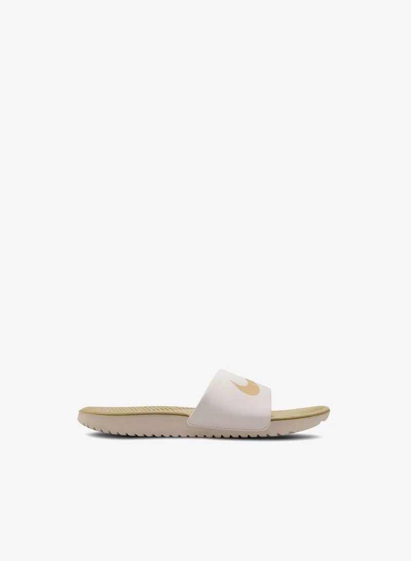 نايكي شباشب كاوا للأطفال