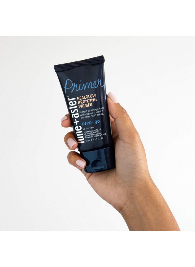 Lune+Aster Lune+Aster RealGlow® Bronzing Primer - Lightweight primer with sheer bronze light diffusers creates a healthy bronzed glow  - Image 3