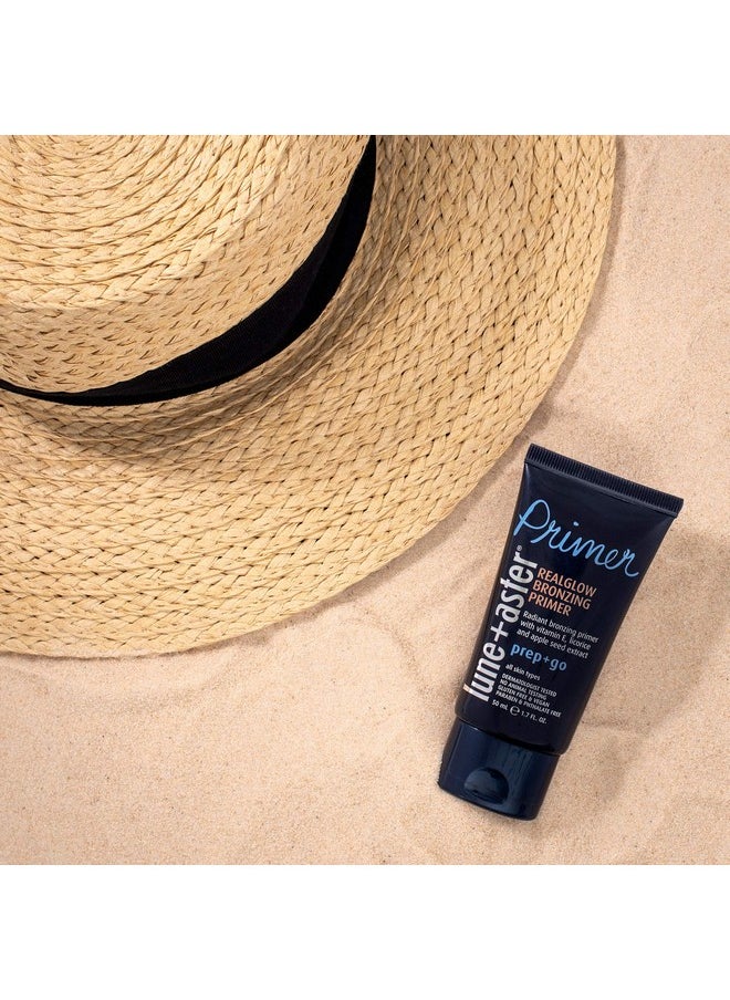Lune+Aster Lune+Aster RealGlow® Bronzing Primer - Lightweight primer with sheer bronze light diffusers creates a healthy bronzed glow  - Image 5