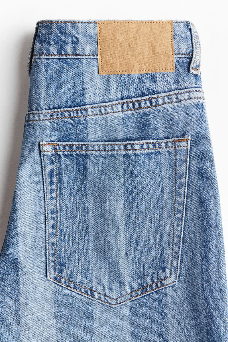 اتش اند ام جينز بخصر عالي وقصّة واسعة