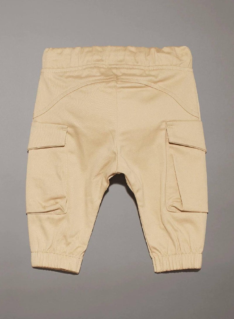 Calvin Klein Jeans Newborn Woven Cargo Trousers - Image 2