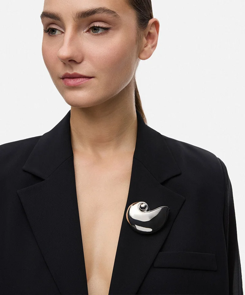 Ipekyol Seashell Brooch