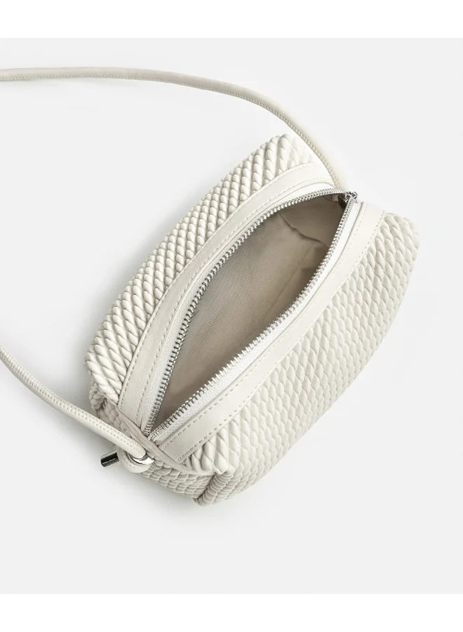إبيكيول Textured Crossbody Bag