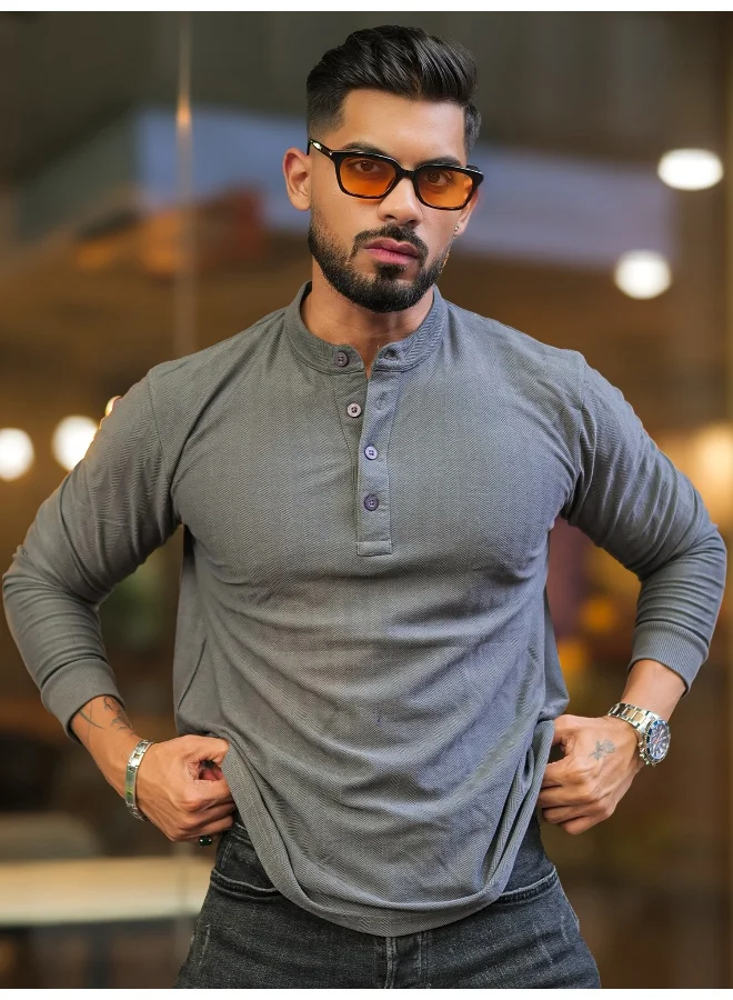 Maniac Mens Solid Textured Henly Neck Full Sleeve Dark Grey Slim Fit T-Shirt